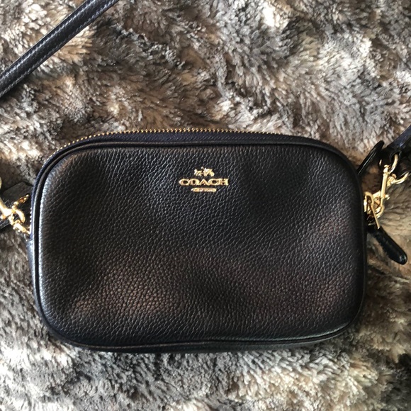 Coach wristlet with shoulder strap - Picture 1 of 5